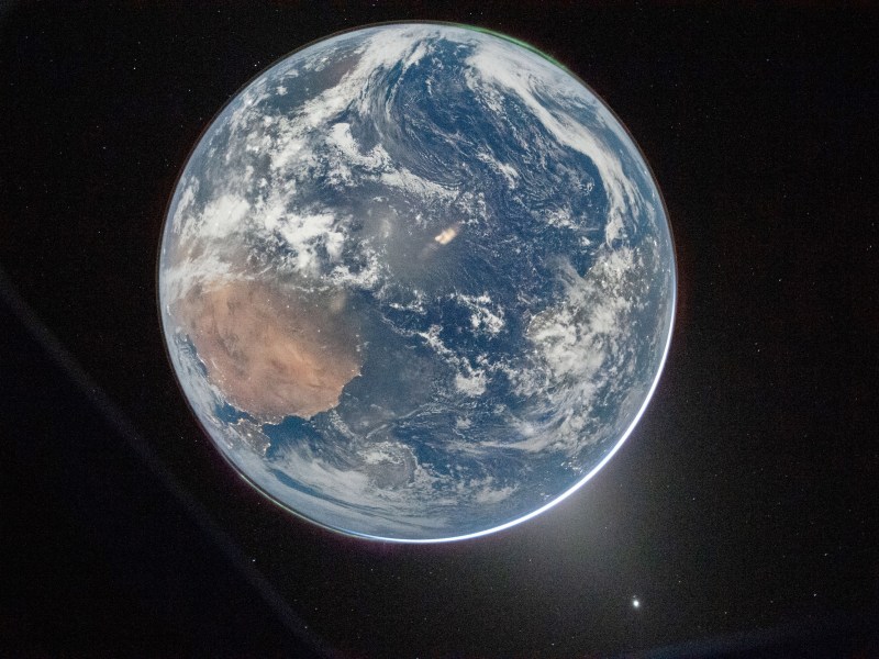 Artemis 2 image of Earth